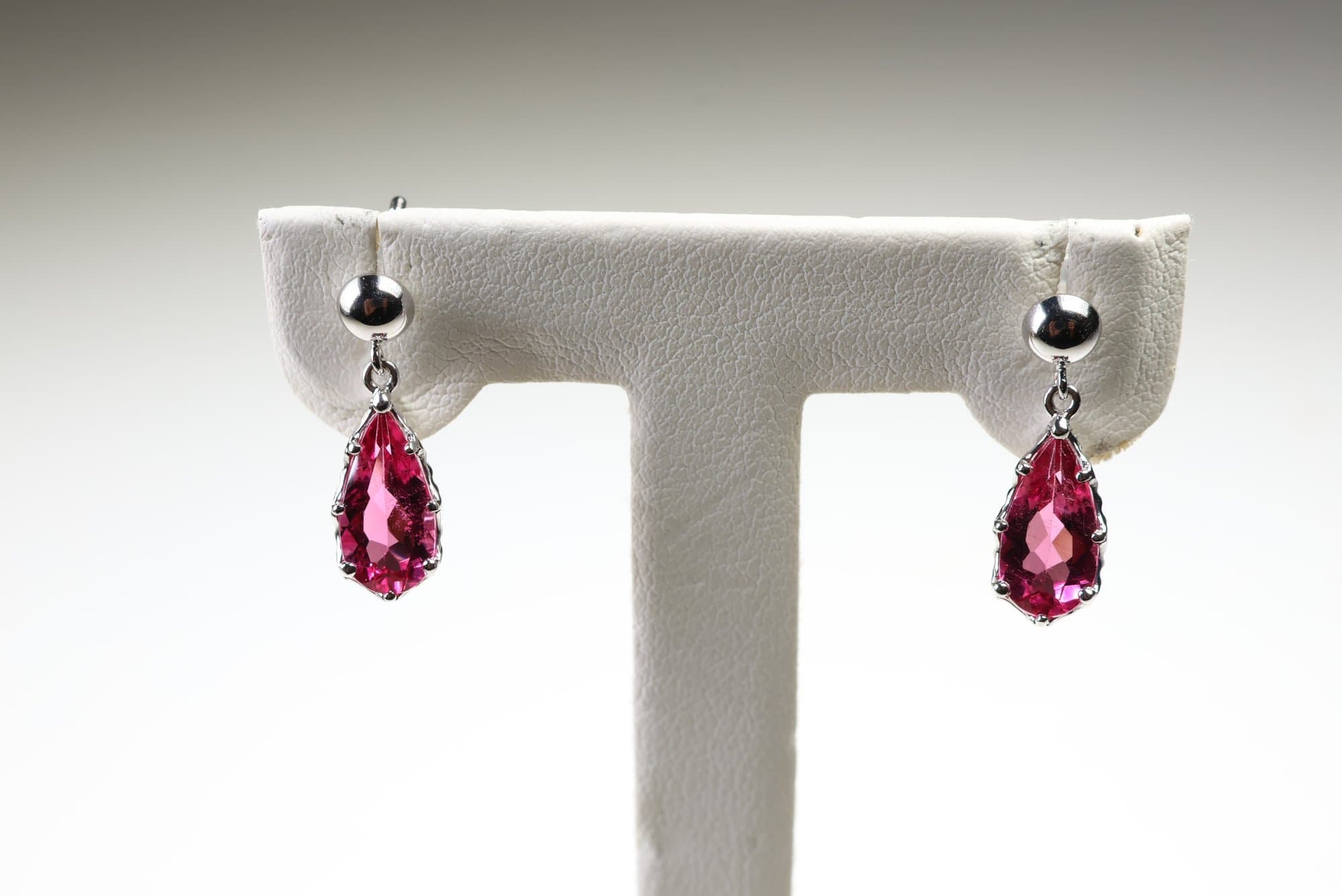 18k White Gold, Natural Pink Tourmaline 2.50ctw, 1.88 Grams Gemstone Jewelry jewelry auction at Alighieri's
