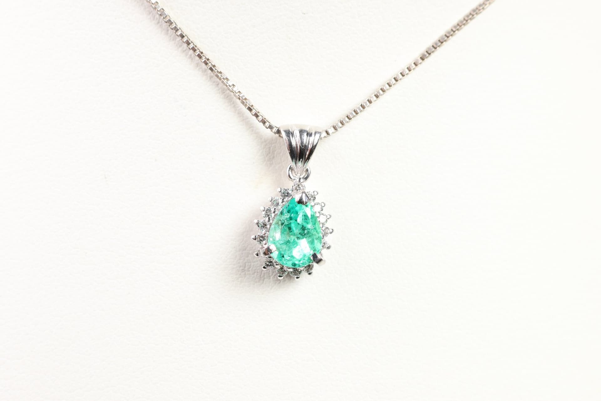 Platinum, Natural Colombian Emerald & Diamond Pendant 1.11ctw, Gemstone Jewelry Diamonds