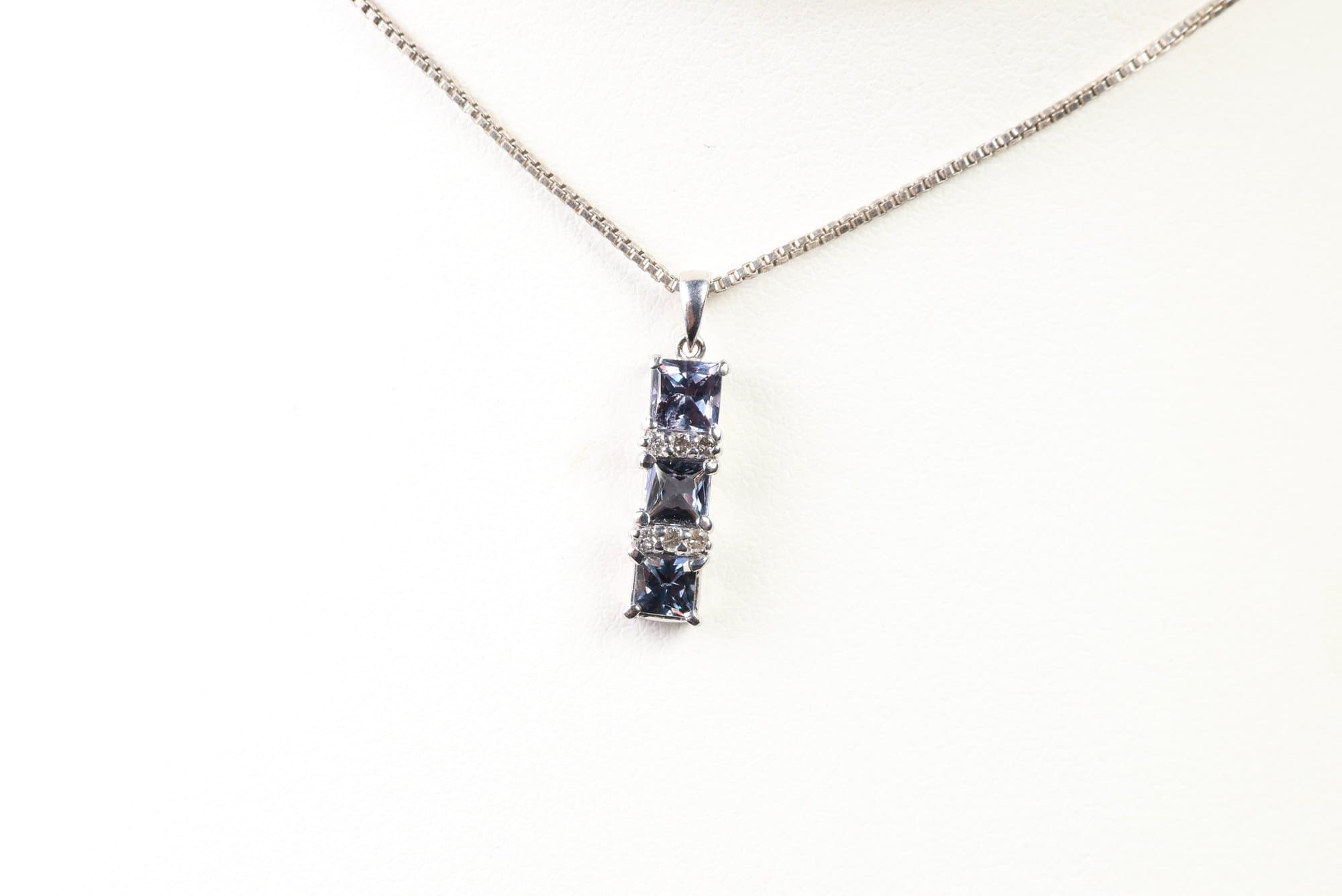 18k White Gold, Color Change Copper Bearing Tourmline & Diamond Pendant 1.04ct, Super Rare! Diamonds Jewelry