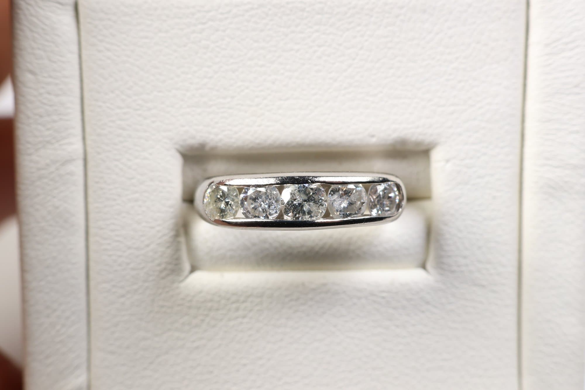 Platinum, Natural Diamond Ring 1.00ctw, 3.42 Grams Gemstone Jewelry Diamonds