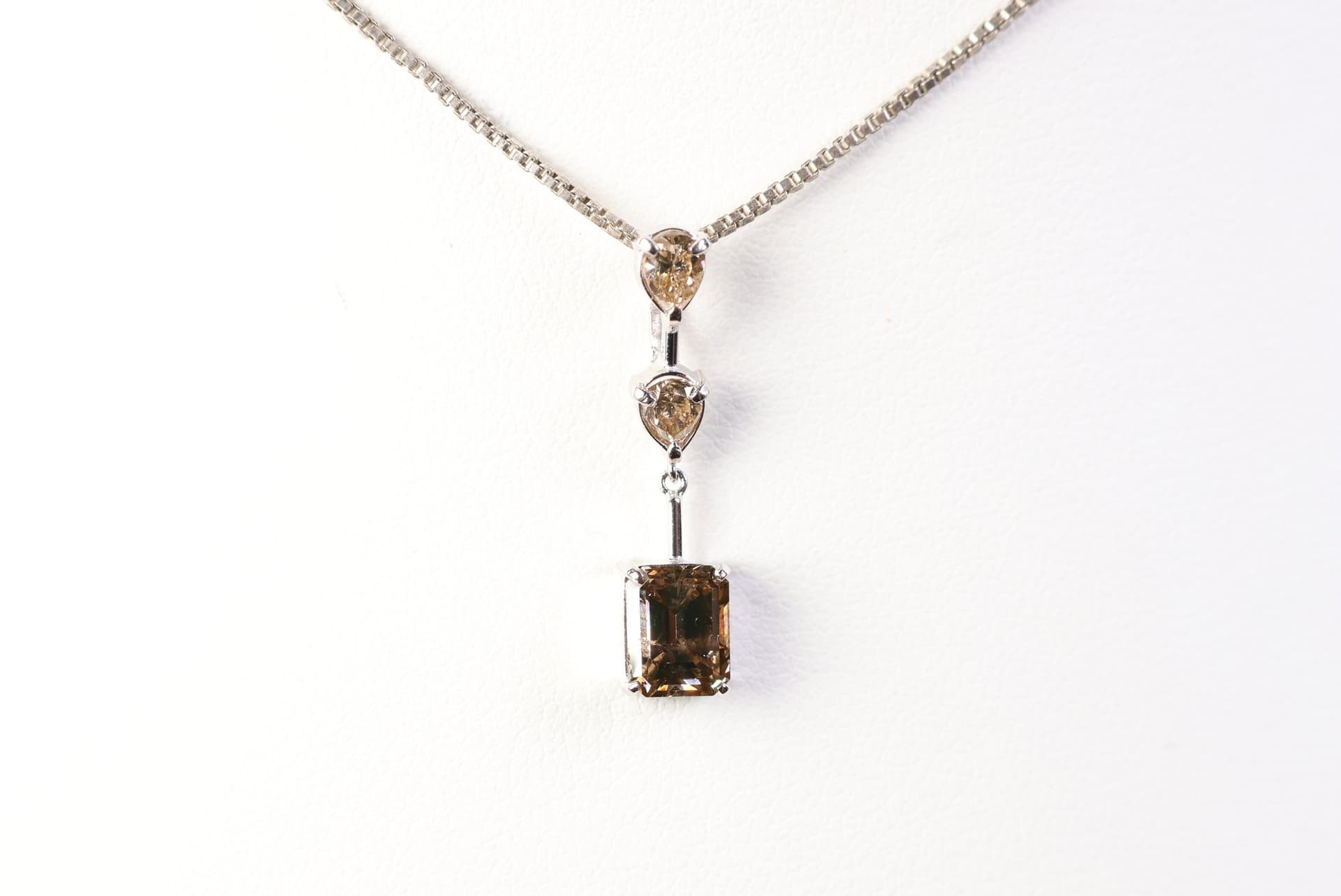 18k White Gold, Brown Diamond & Diamond Pendant 1.29ctw, 1 Gram Jewelry Gemstone Diamonds Necklace