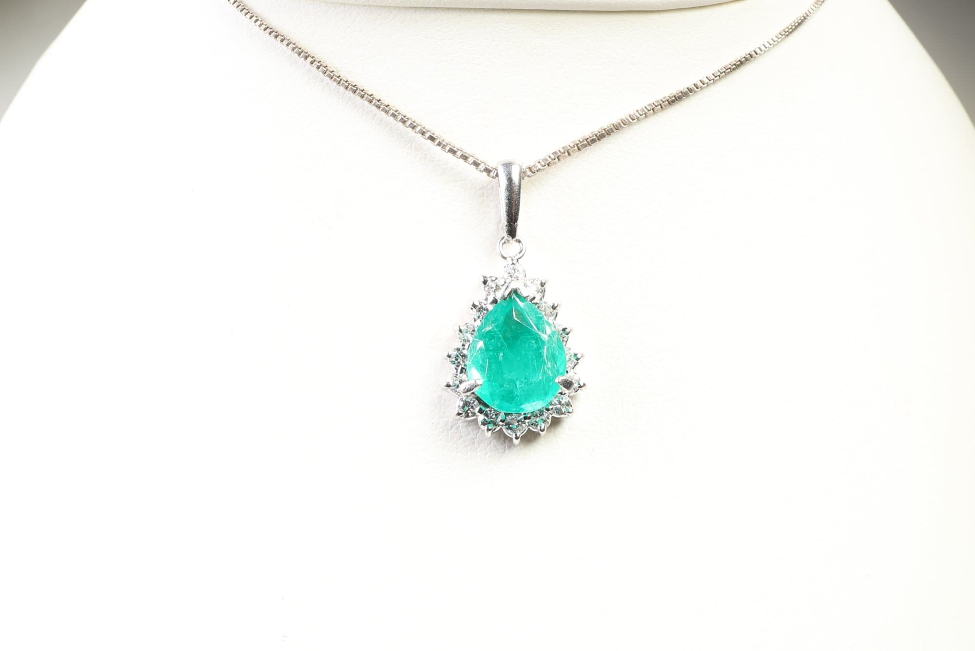 Platinum, Natural Colombian Emerald & Diamond Pendant 1.04ctw, Jewelry Gemstone Diamonds