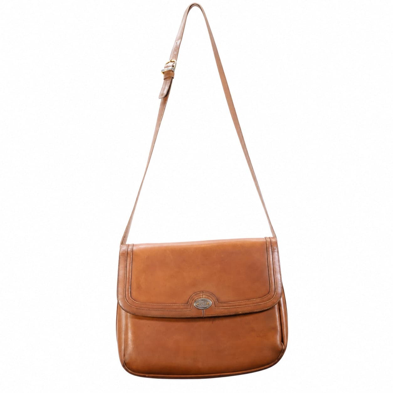 Gucci Tan Leather Flap Shoulder Crossbody Bag Handbag Purse GG Turnlock