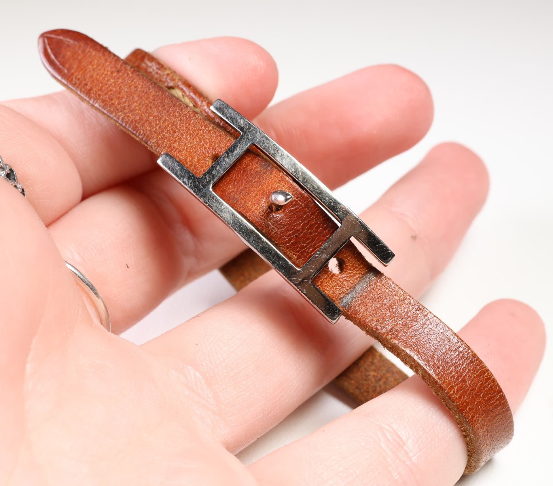 Hermès Api Brown Leather H Buckle Bracelet Silver Tone Single Tour Strap Bracelet