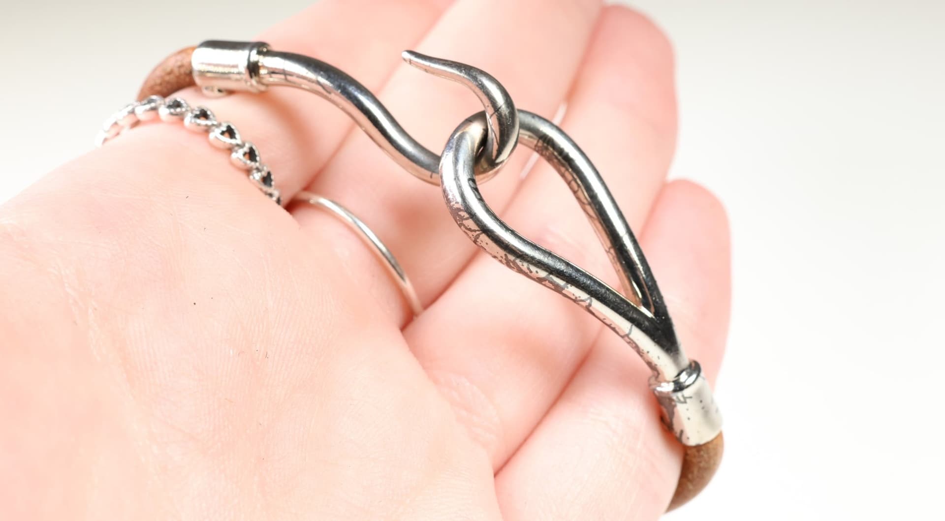 Hermès Jumbo Hook Bracelet Brown Round Leather Cord Silver Tone Hook Clasp